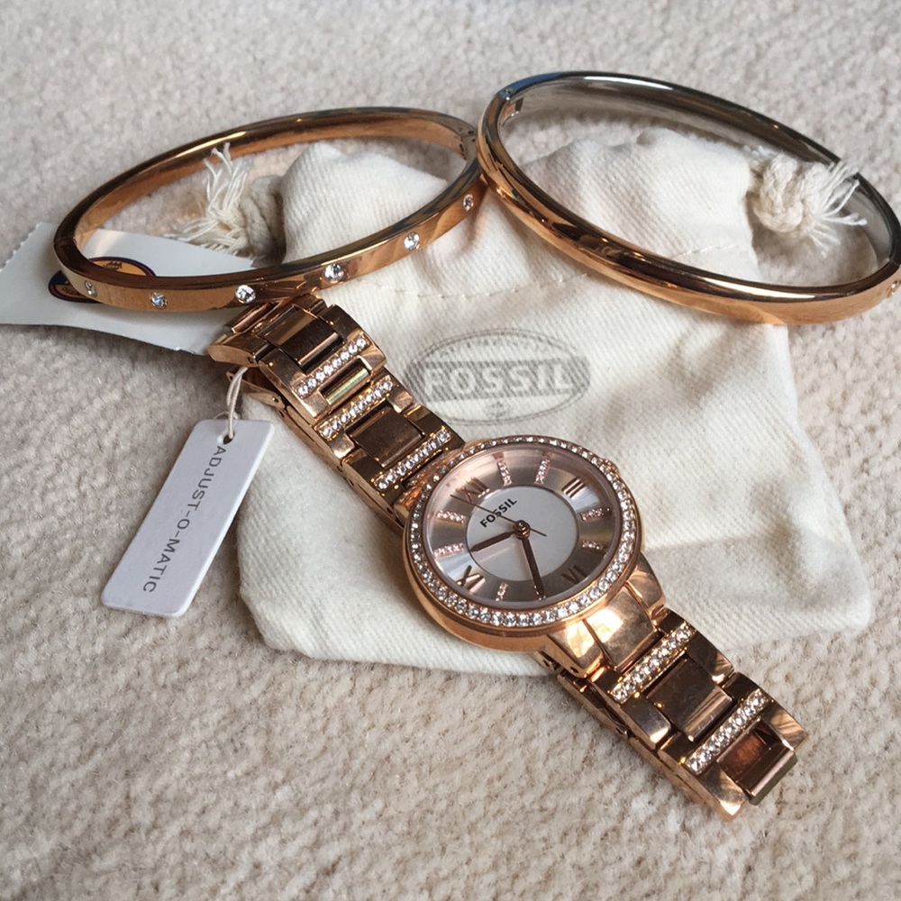 Fossil Watch + bracelets
